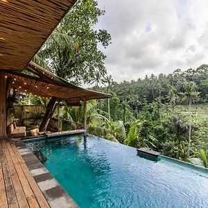 https://ubud-riverside-villa.ubudhotelsnow.com